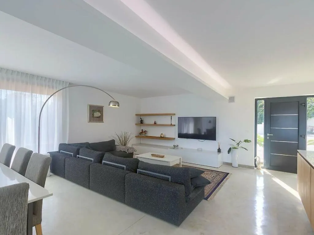 Villa Aurora III Marcana