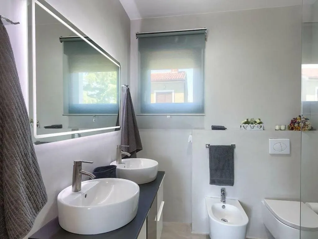 Villa Aurora III Marcana 0*,