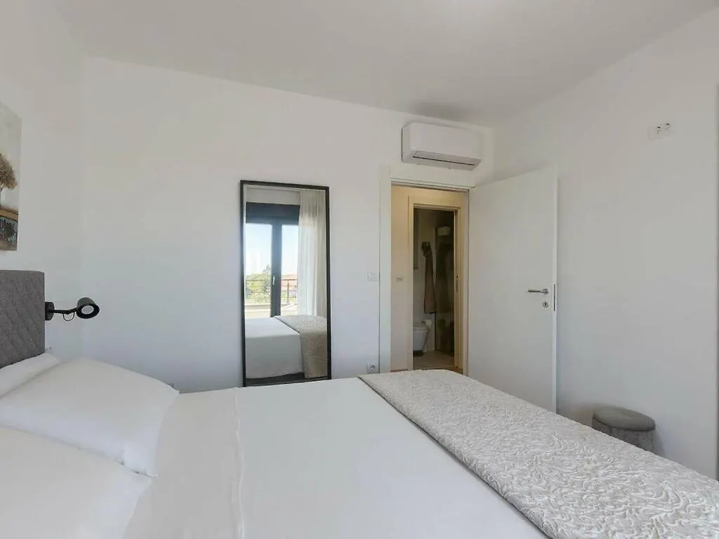 Villa Aurora III Marcana