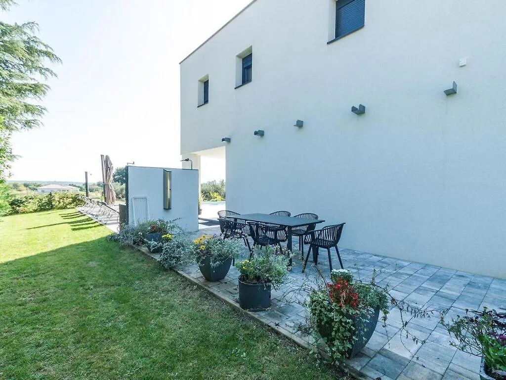 Villa Aurora III Marcana 0*,