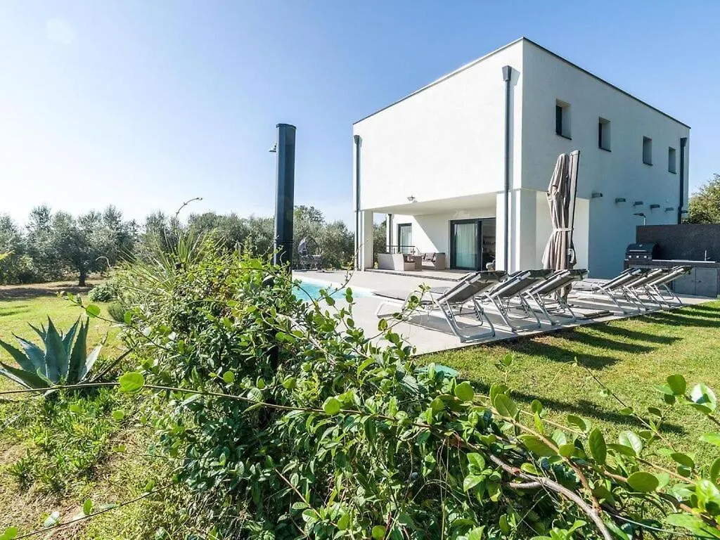 Villa Aurora III Marcana